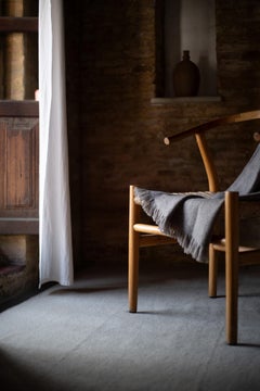 PRITHIVI rug, a handwoven rug from Nepal in pure sheep wool