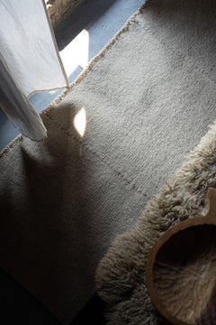PRITHIVI rug, a handwoven rug from Nepal in pure sheep wool