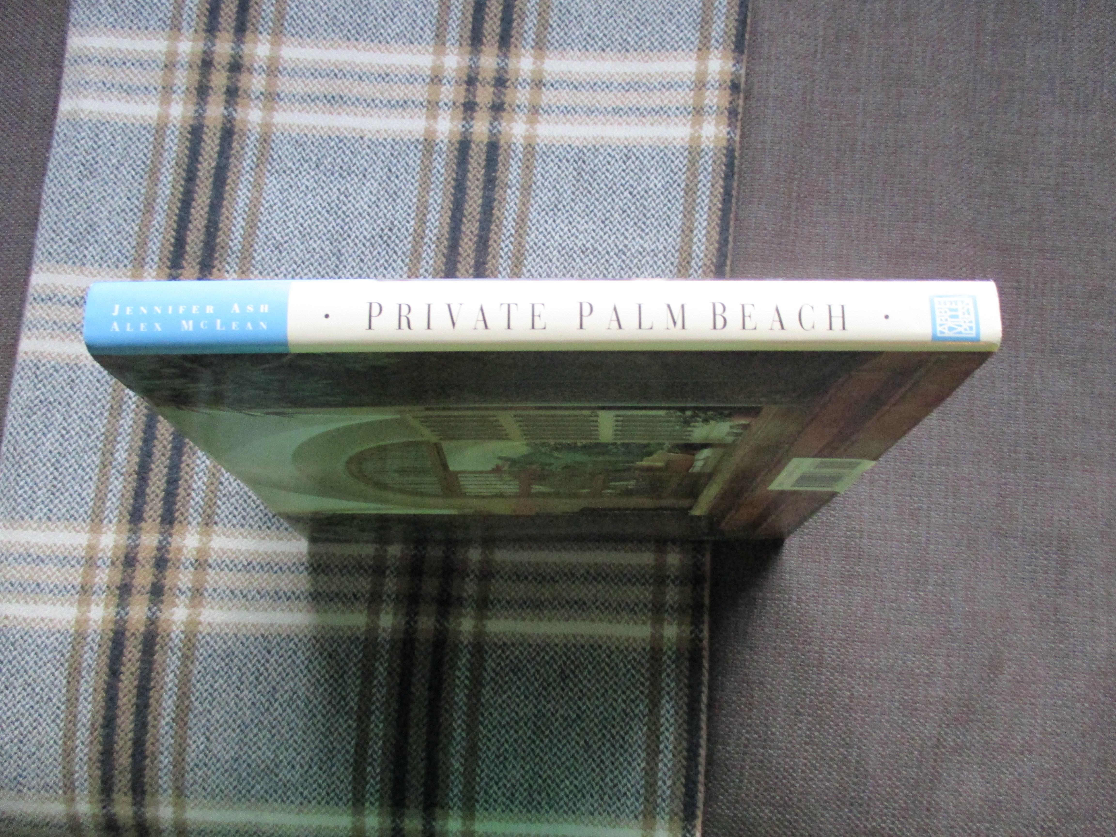 Private Palm Beach Hardcover Book In Good Condition In Oakland Park, FL
