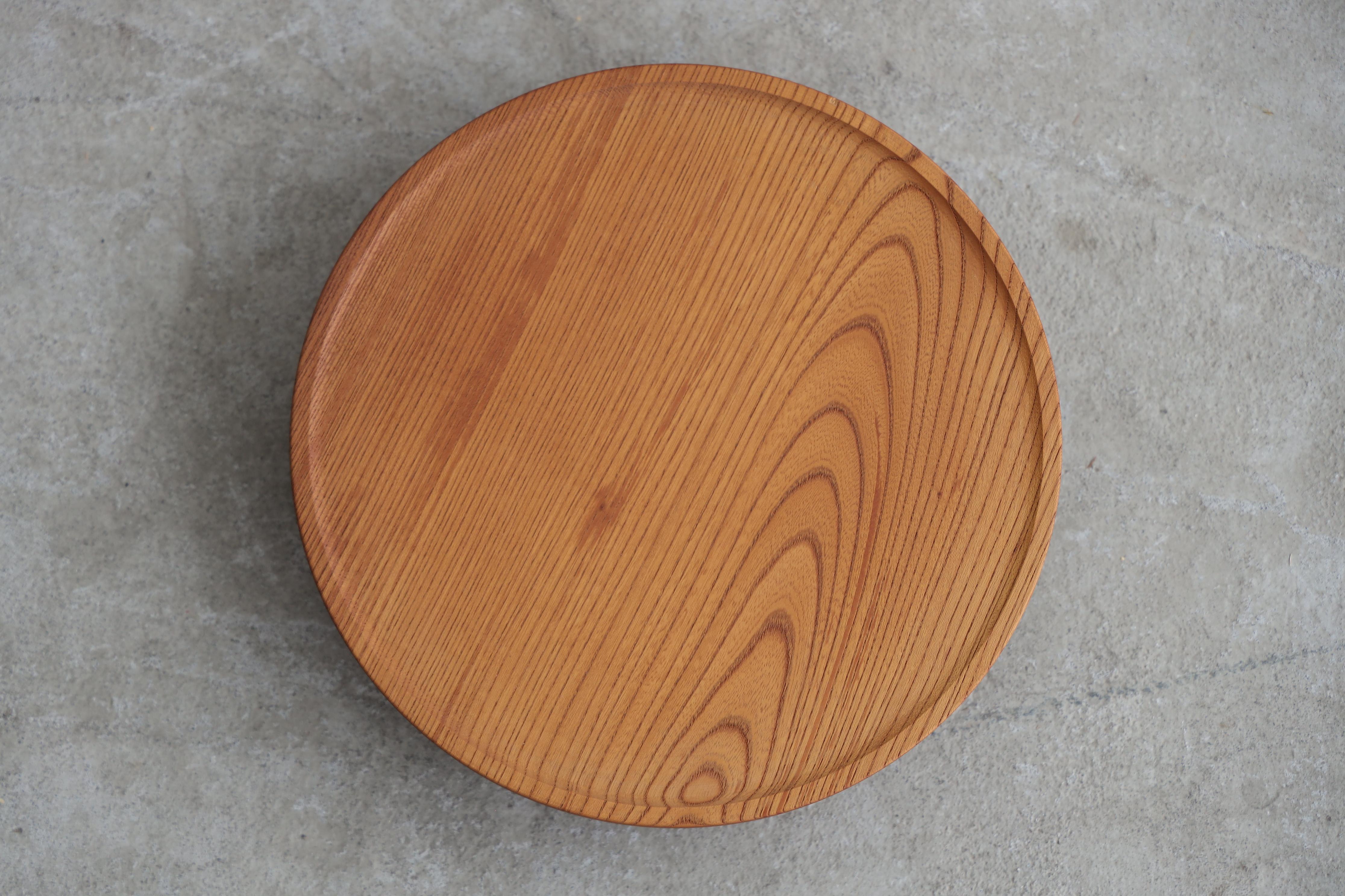 This is our original small round table 