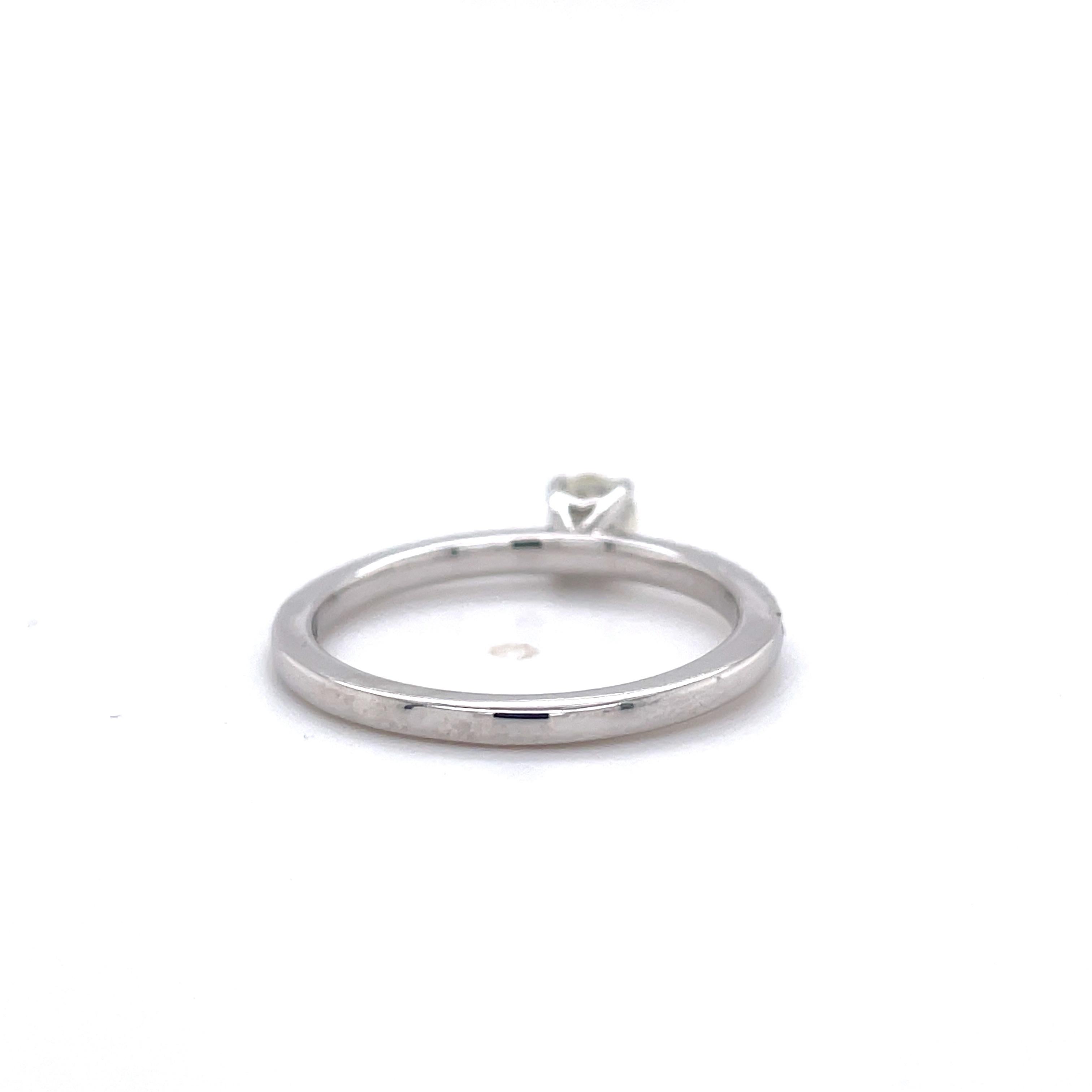 Modern Privosa IGI Certified 14 Karat White Gold Diamond Engagement Ring 5/8 CTTW For Sale