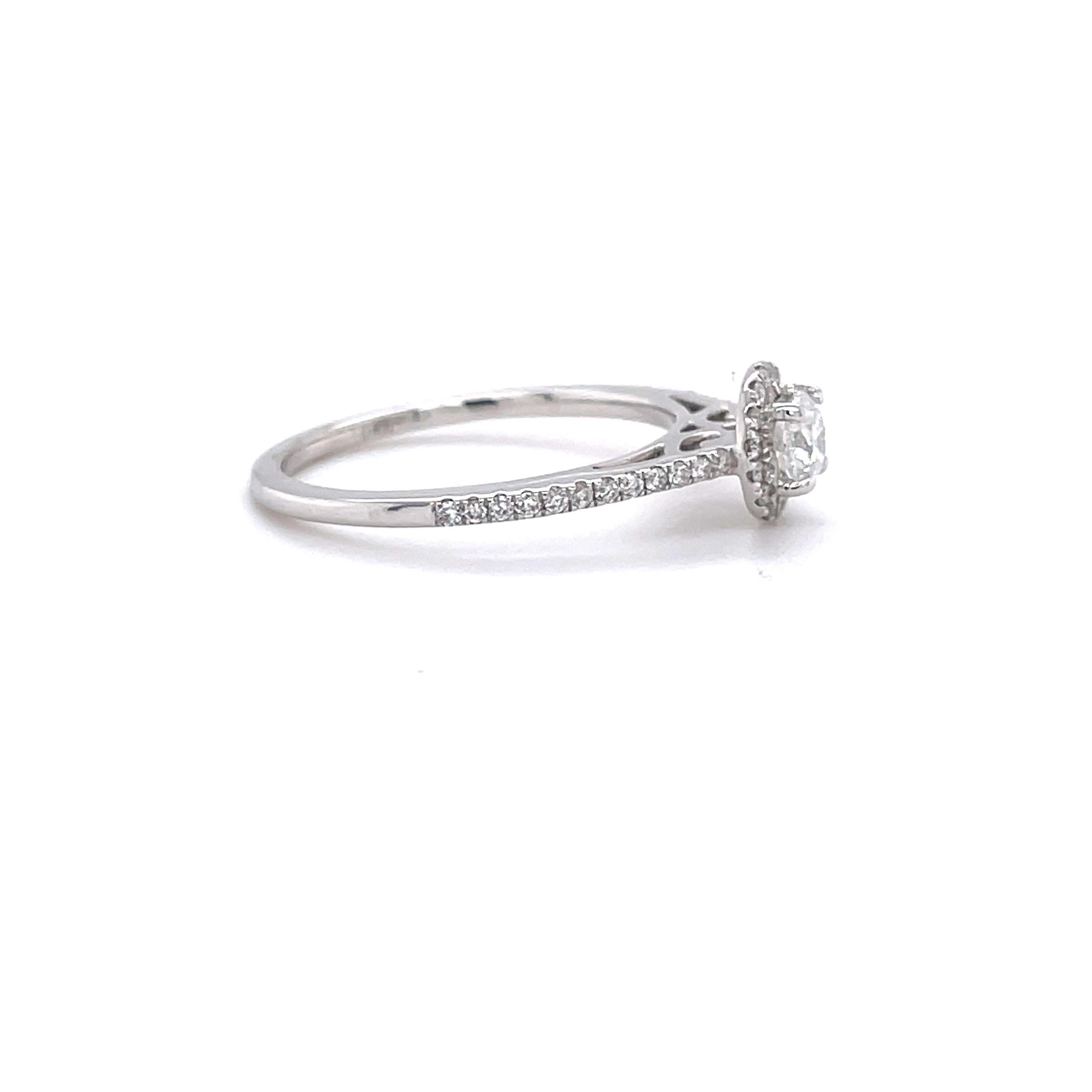 Round Cut Privosa IGI Certified 14 Karat White Gold Diamond Halo Ring For Sale