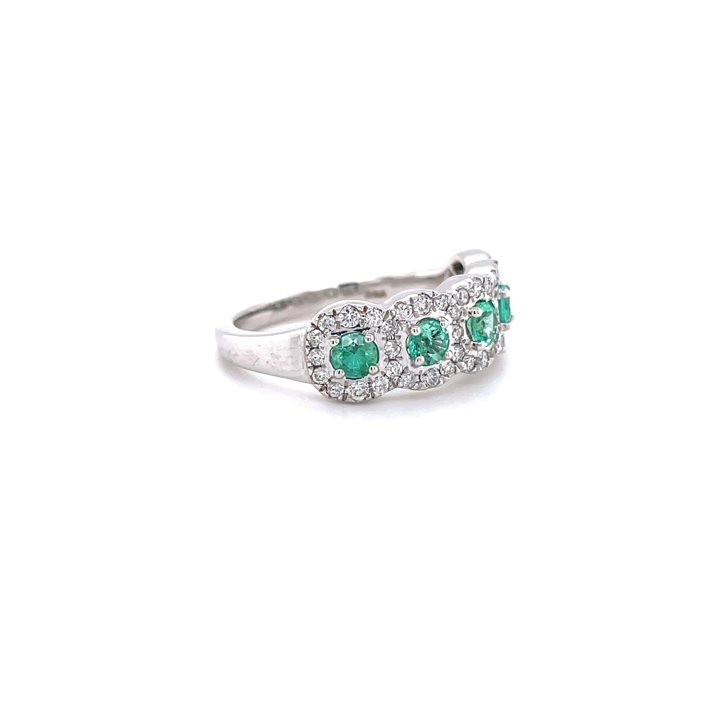 Round Cut Privosa IGI Certified Emerald and Diamond 14K White Gold Ring For Sale