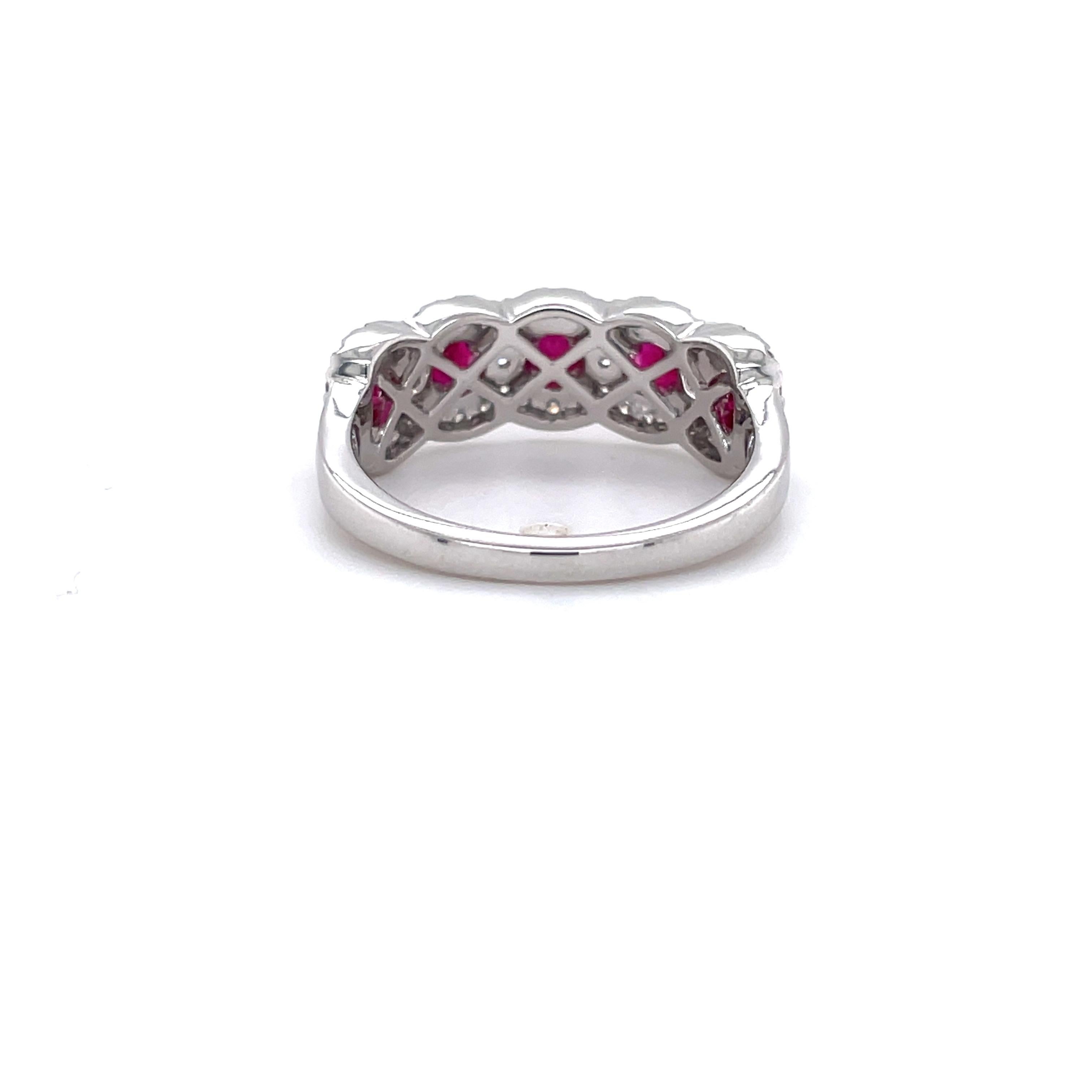 Privosa IGI Certified Ruby and Diamond 14k White Gold Ring In New Condition For Sale In Houston, TX