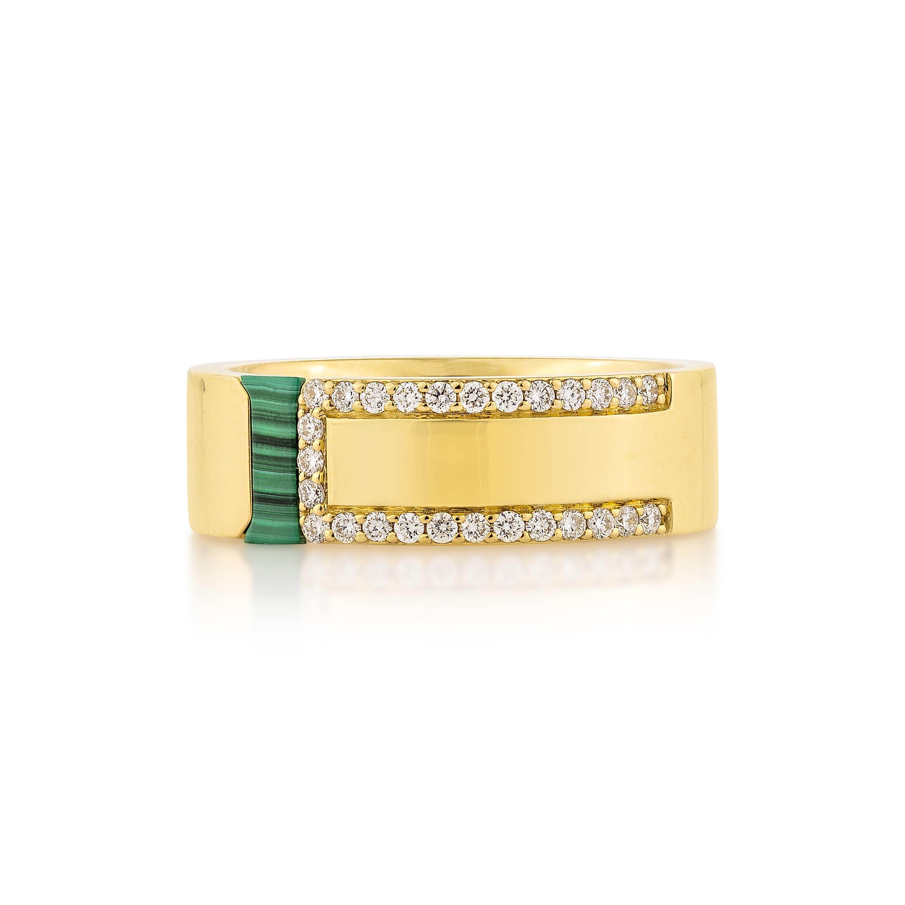 Contemporary Priyashi Nahata Malachite 0.20ct. Ring with Diamond in 18Karat Yellow Gold. For Sale