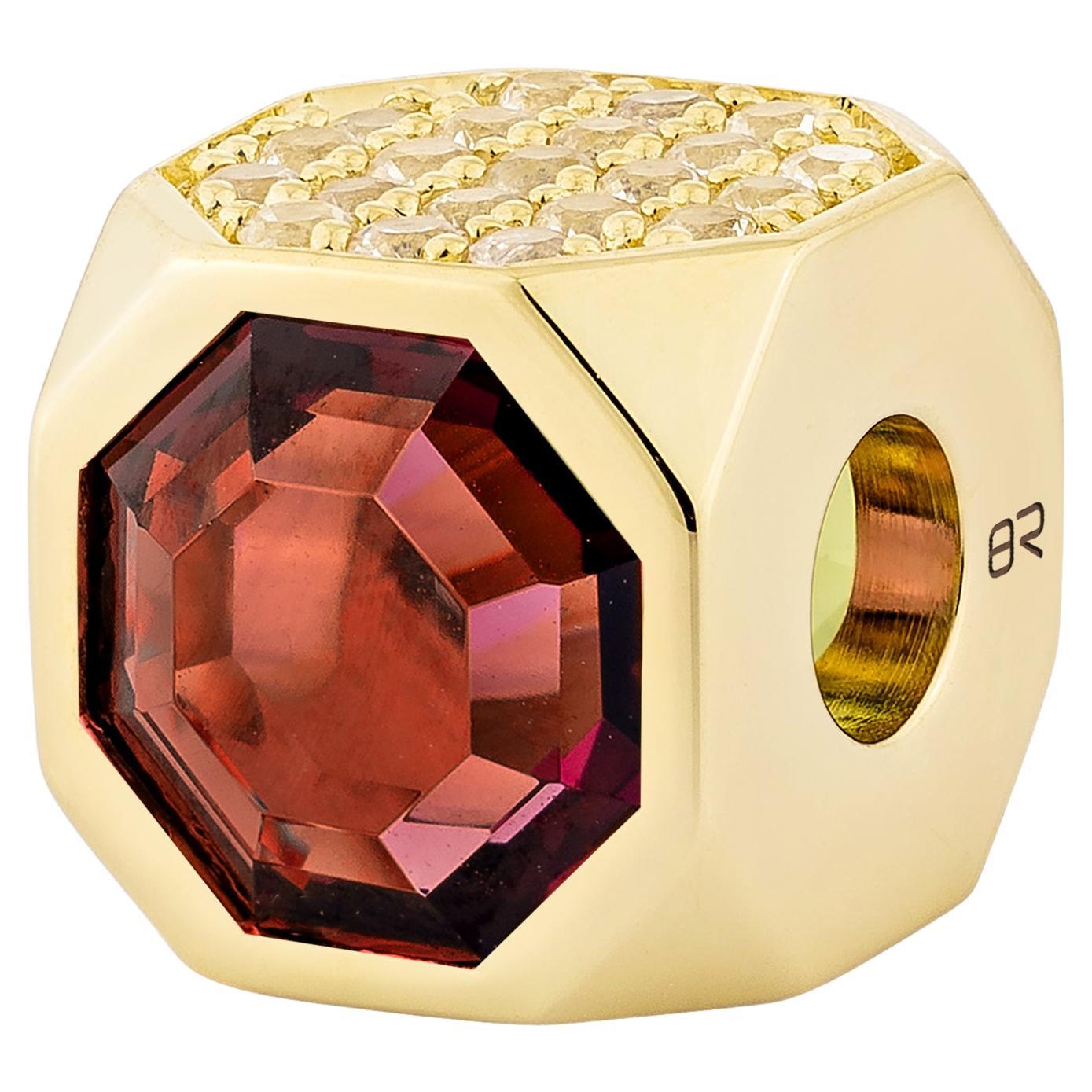 Priyashi Nahata Rhodolite & Peridot 2.05 ct. Pendant with Sapphire in 18KYG.