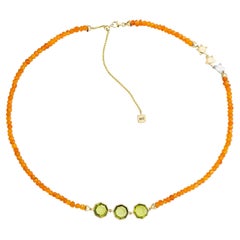Priyashi Nahata Peridoto e Corniola 5,52ct. Collana in oro giallo 18 carati.