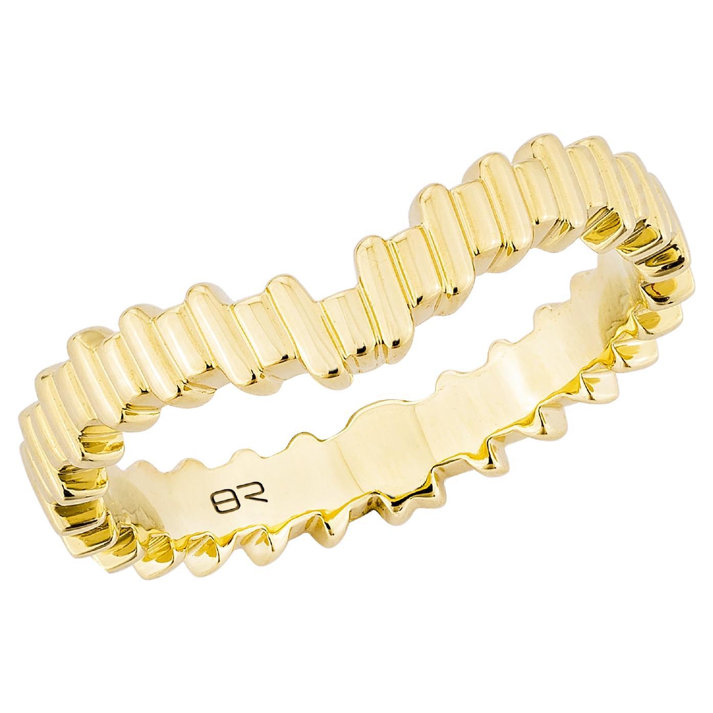 Priyashi Nahata Plain Metal Fancy Ring en or jaune 18 carats.