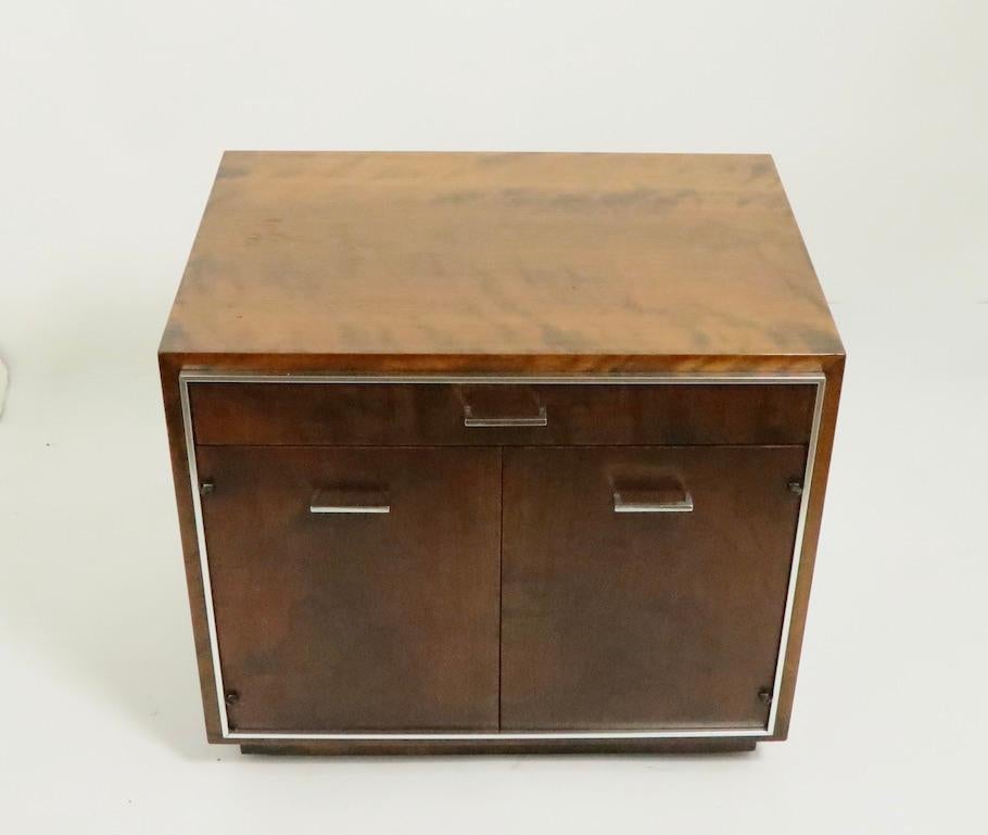 Pair of John Stuart Nightstands after Milo Baughman In Good Condition In New York, NY