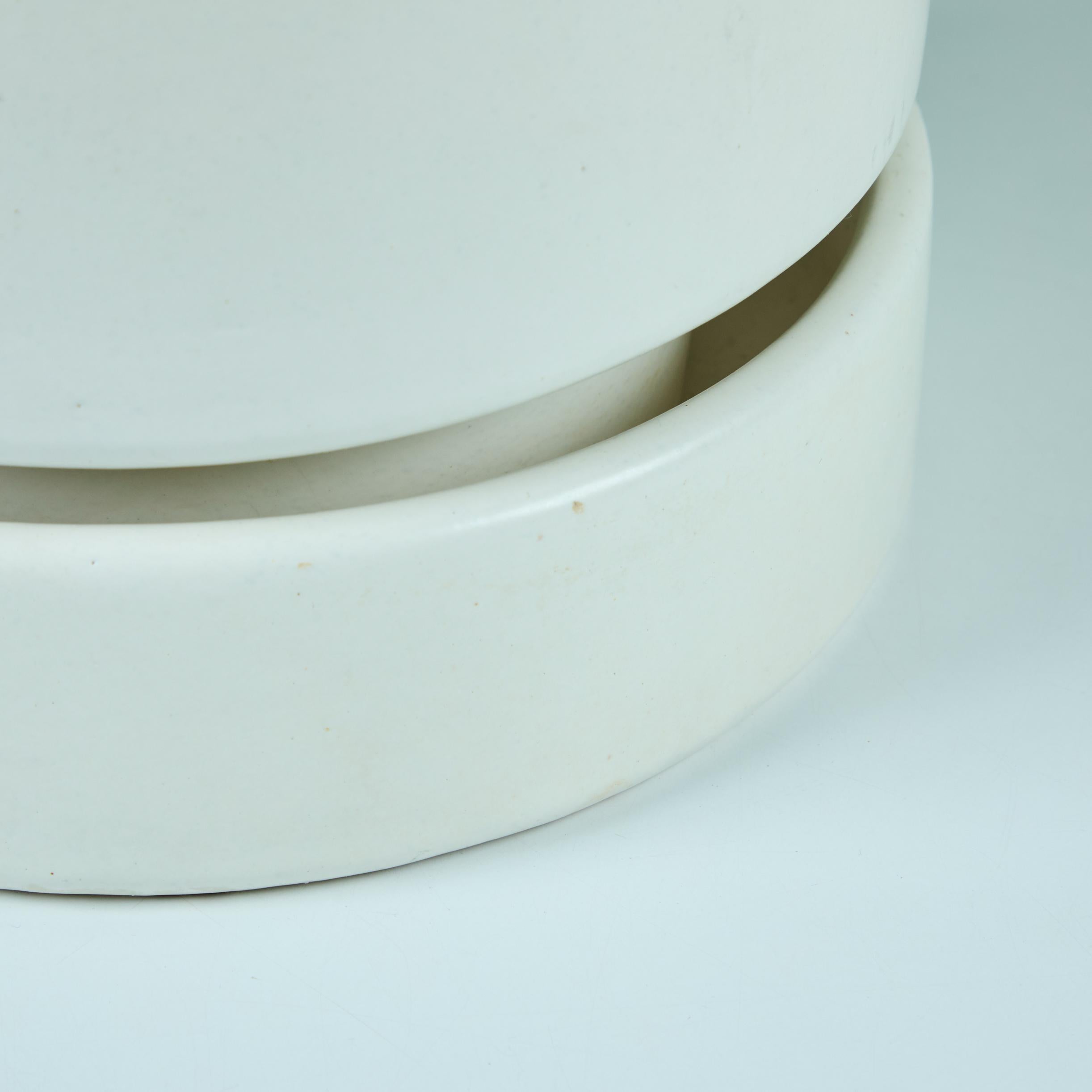Pro/Artisan Off White Planter for Architectural Pottery For Sale 1
