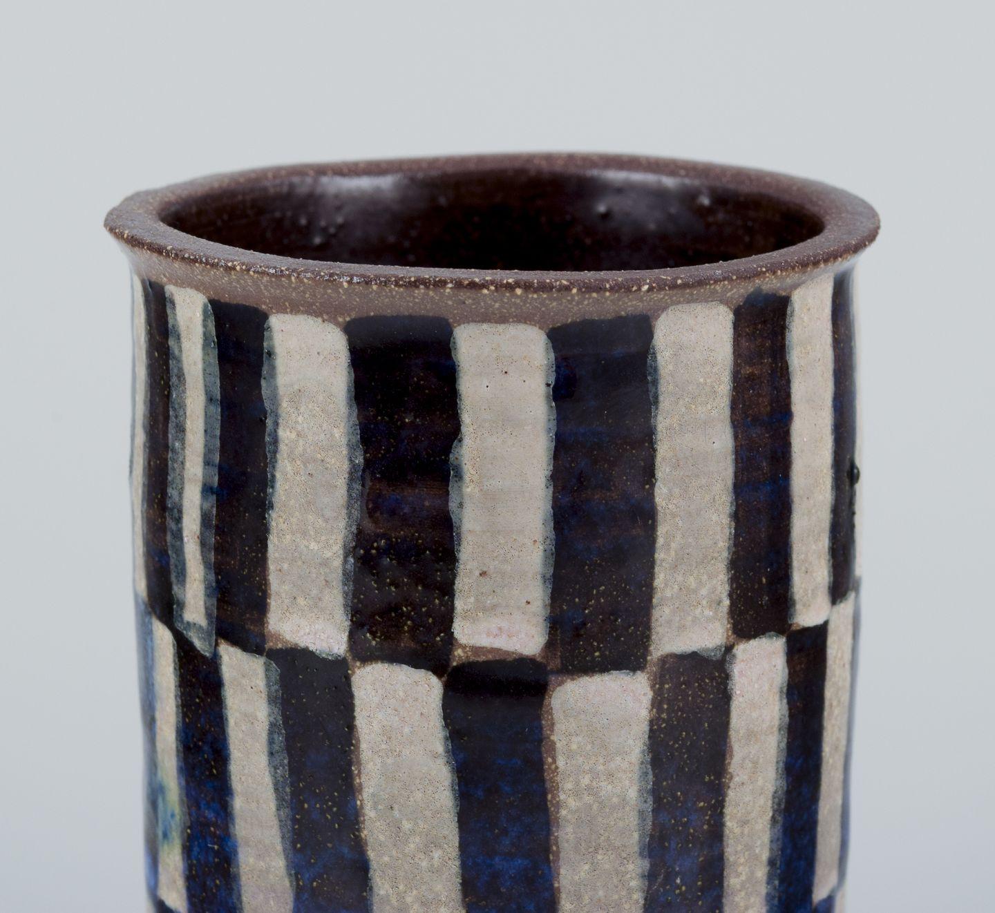 Wahrscheinlich Royal Copenhagen. Einzigartige Vase aus Schamotte-Ton. Ca. 1980s (Dänisch)