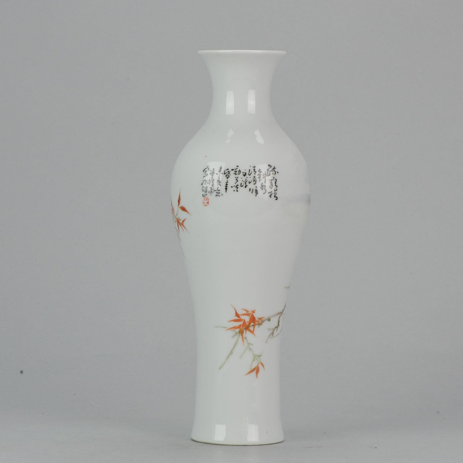 Very nice vase with a stunning floral decoration.

Additional information:
Material: Porcelain & Pottery
Original/Reproduction: Original
Region of Origin: China
Period: 19th century, 20th century Proc (1949 - now)
Condition: Overall Condition