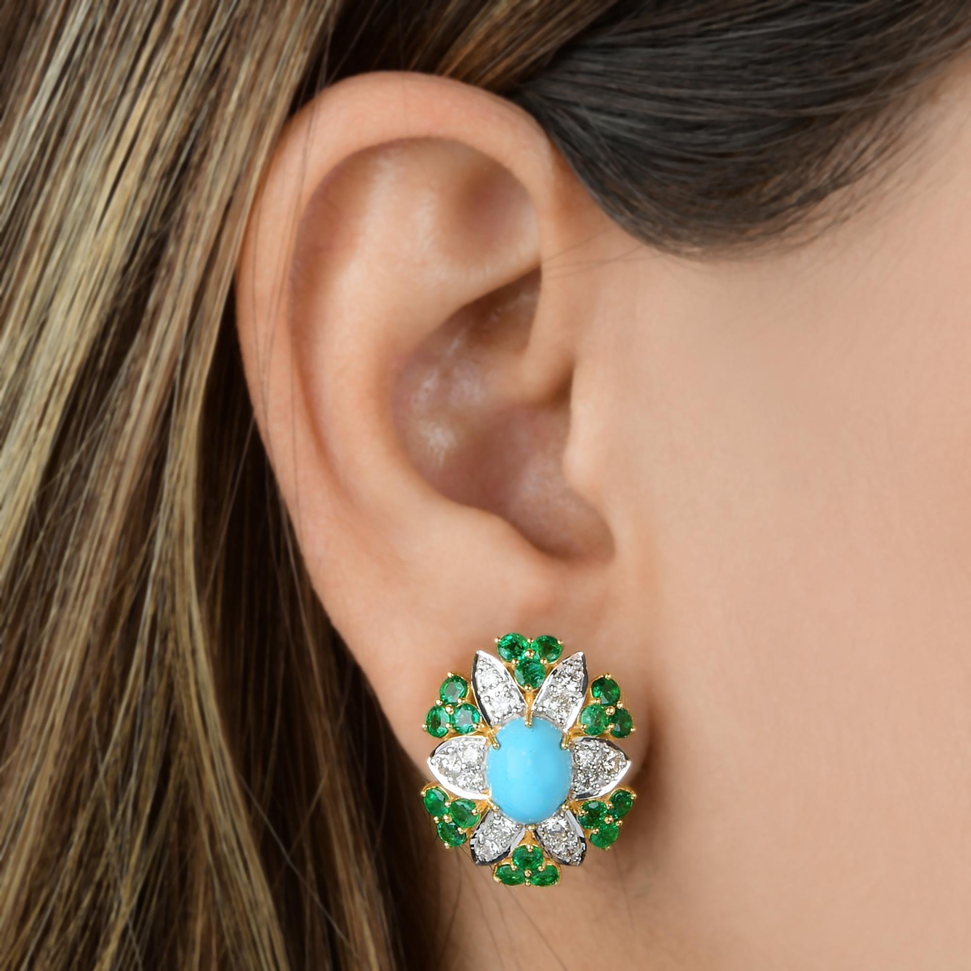 Modern Processed Gemstone Emerald Stud Earrings Diamond Solid 18k Yellow Gold Jewelry For Sale