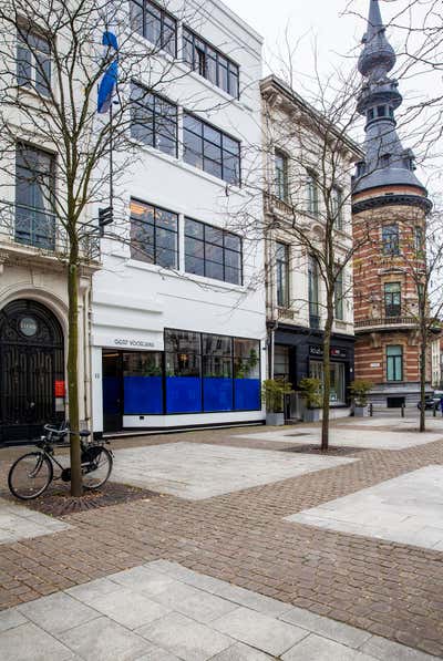 Art Deco Mixed Use Exterior. Private home, studio and office by Gert Voorjans .