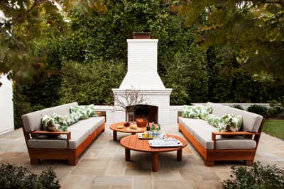 Beach Style Patio and Deck. Brentwood by Peter Dunham Design.