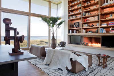 Contemporary Office and Study. Long Island Beach House by Kelly Behun | STUDIO.