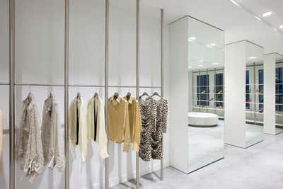  Contemporary Retail . i2 Fashion by Maurice Mentjens.