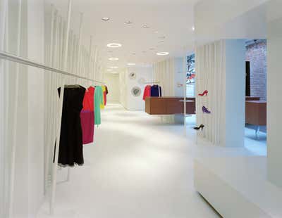  Contemporary Retail . Labels by Maurice Mentjens.