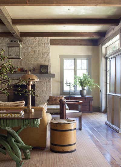  Craftsman Living Room. Marin County by Huniford Design Studio.