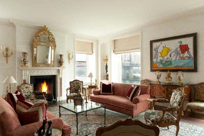  Eclectic Family Home Living Room. Sutton Place Residence by Robert Couturier, Inc..