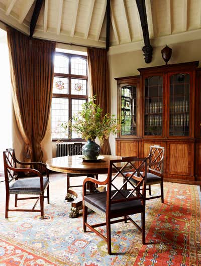  English Country Family Home Dining Room. London House by Douglas Mackie Design.