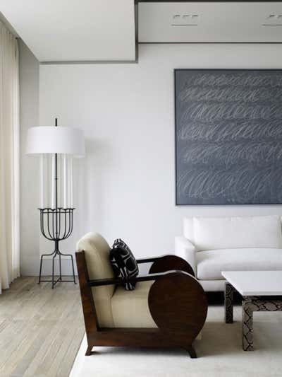  Minimalist Apartment Living Room. Los Angeles Collectors Residence by Vance Burke Design Inc..