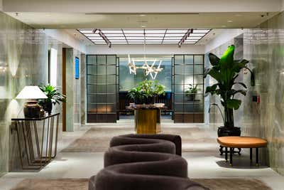 Modern Lobby and Reception. Cathay Pacific, The Pier First Class Lounge by Studioilse.