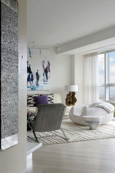  Modern Apartment Living Room. Midtown Apartment by Robert Couturier, Inc..