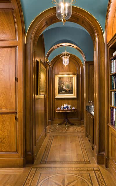 Traditional Country House Office and Study. Drumlin Hall by Peter Pennoyer Architects.