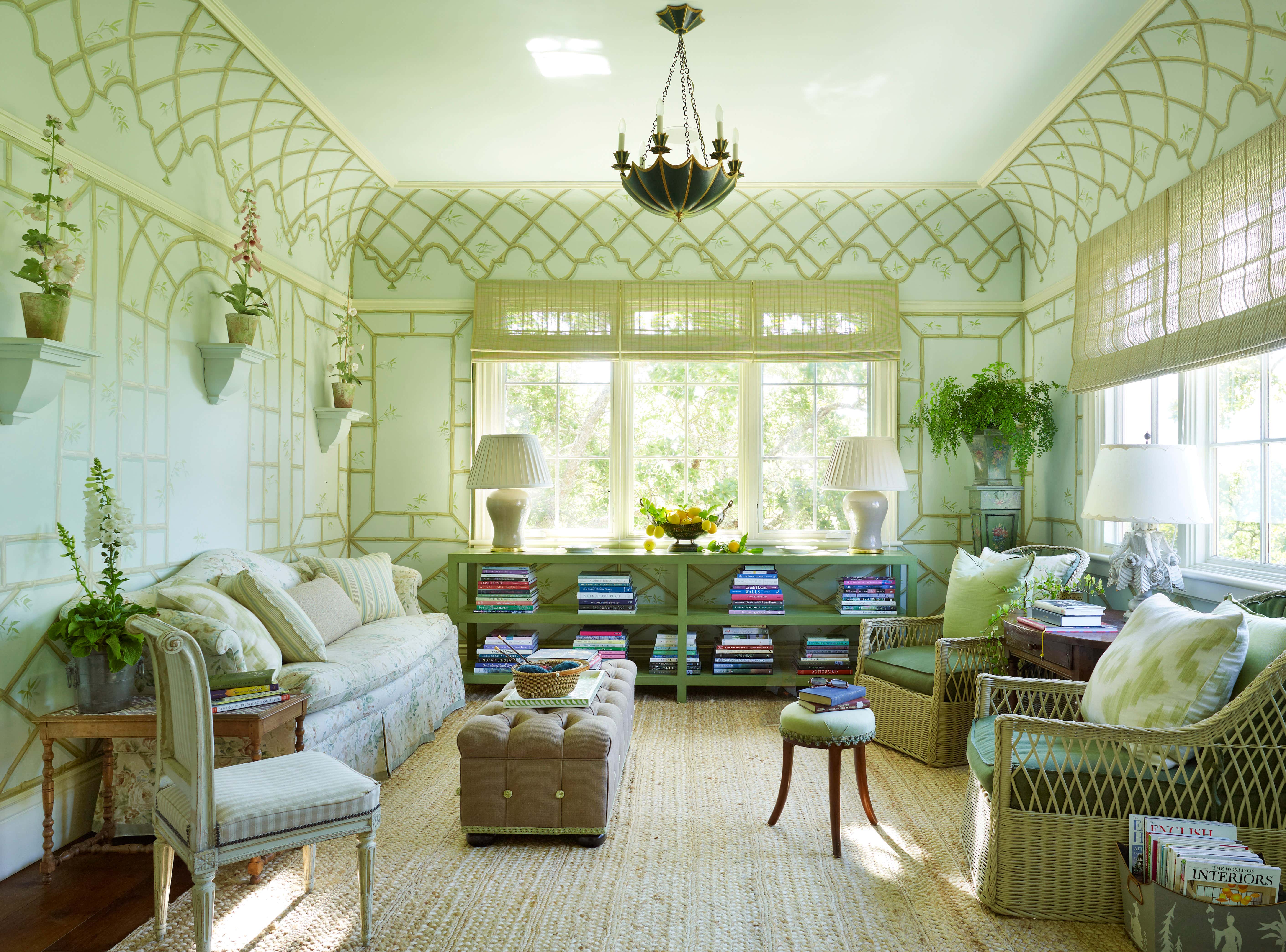 Traditional Living Room