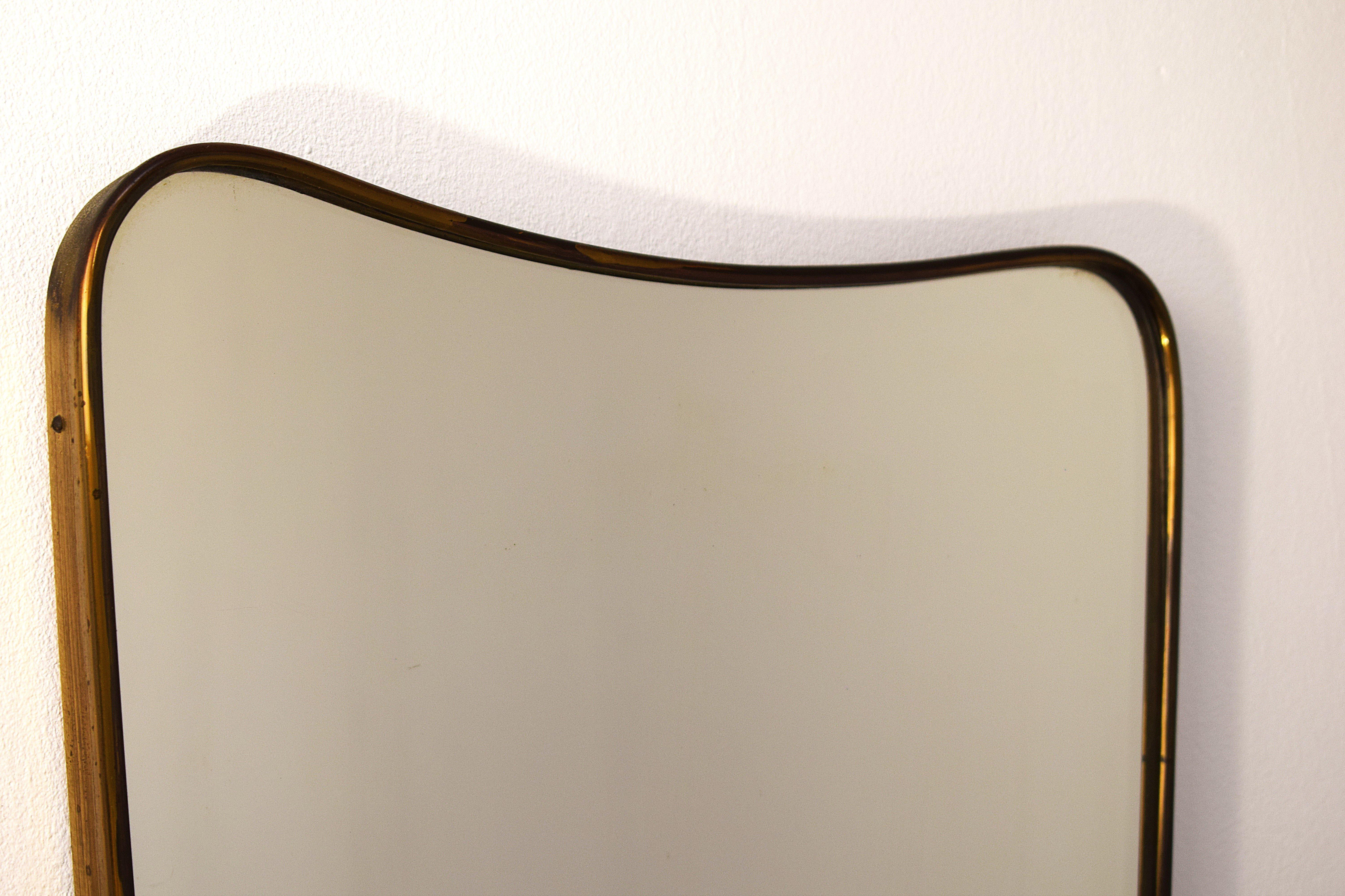 Mid-20th Century Production italienne - Miroir à cadre en laiton, années 1950 en vente