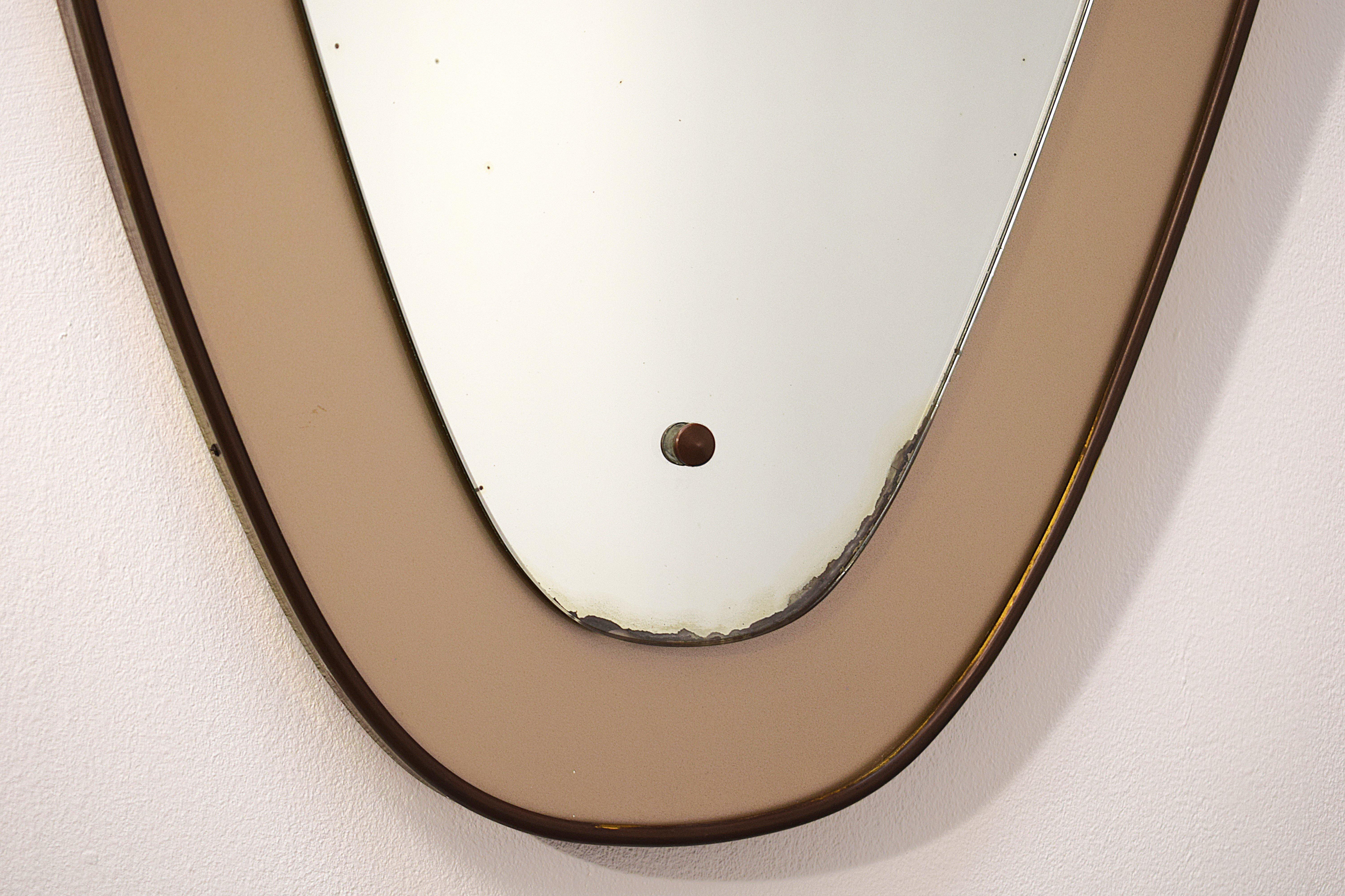 Production italienne - Miroir à cadre en laiton, années 1950 en vente 1