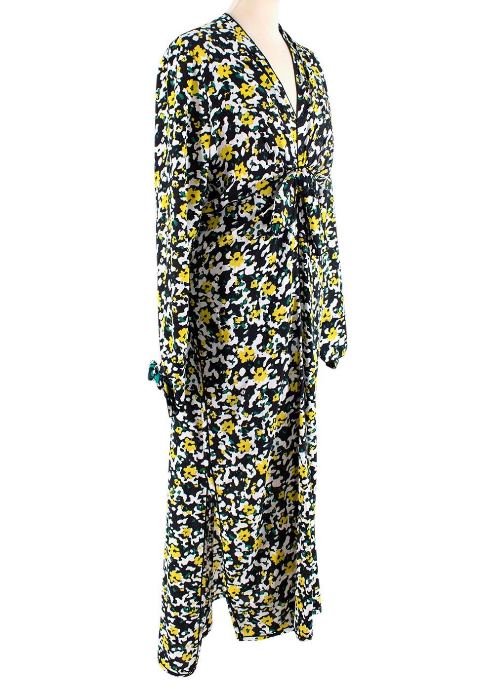 Proenza Schouler Knotted Floral-print Crepe Midi Dress

- Deep V neckline 
- Invisible zipper at back 
- Bow on waist and cuff
- Loose fit 

No made in or care label

PLEASE NOTE, THESE ITEMS ARE PRE-OWNED AND MAY SHOW SIGNS OF BEING STORED EVEN