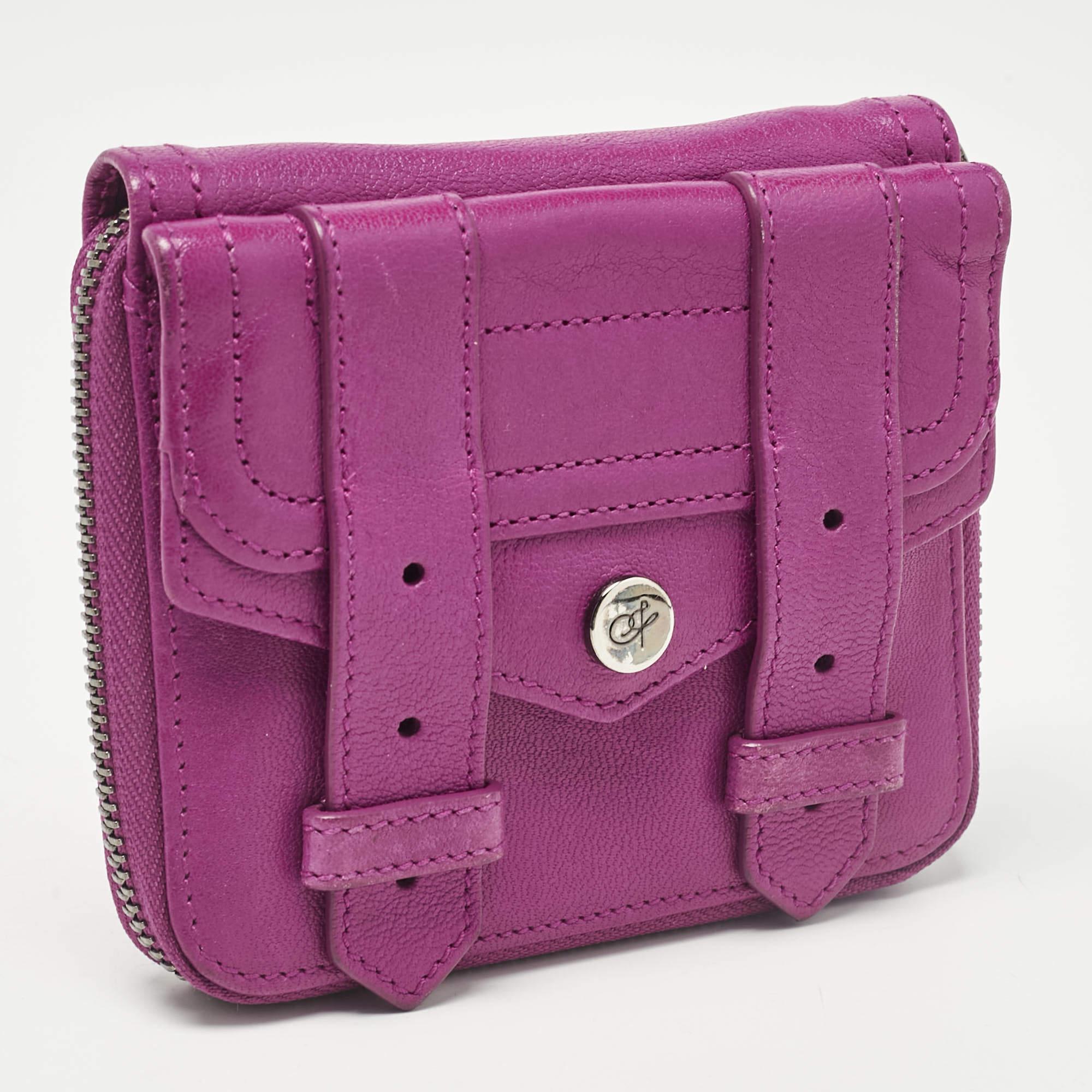 Proenza Schouler Magenta Leather PS1 Compact Wallet In Good Condition For Sale In Dubai, Al Qouz 2