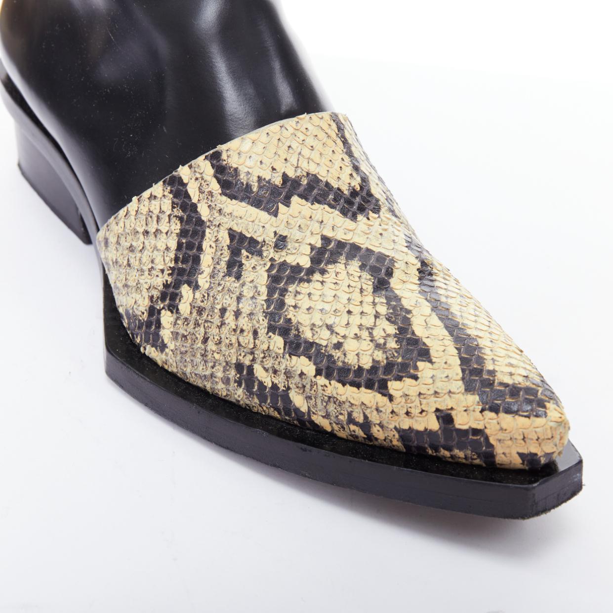 PROENZA SCHOULER - Bottine cubaine en cuir écaillé naturel noir EU38 en vente 2