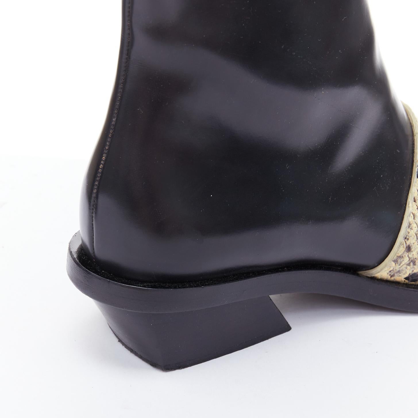 PROENZA SCHOULER - Bottine cubaine en cuir écaillé naturel noir EU38 en vente 3