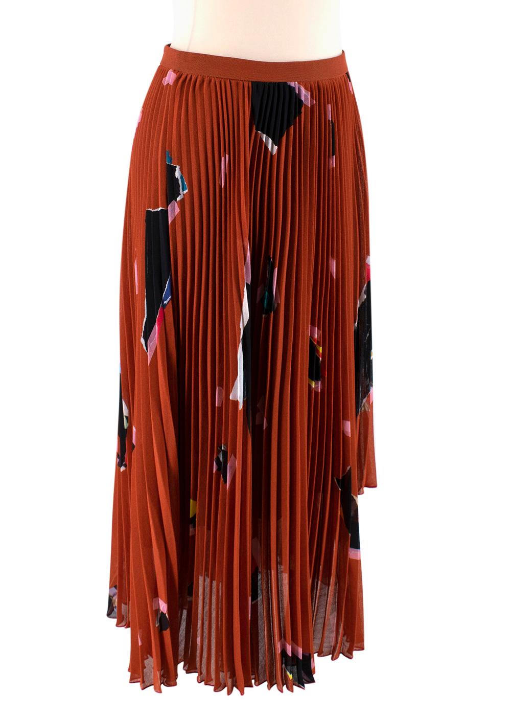 Proenza Schouler Rust Graphic Print Pleated Skirt

- Soft pleated fabric 
- Gorgeous graphic Print 
- Warm burnt orange hue 
- Zip fastening to side 
- Midi length 
- Elegant versatile design 

Materials:
100% polyester 

Dry clean only 

Made in