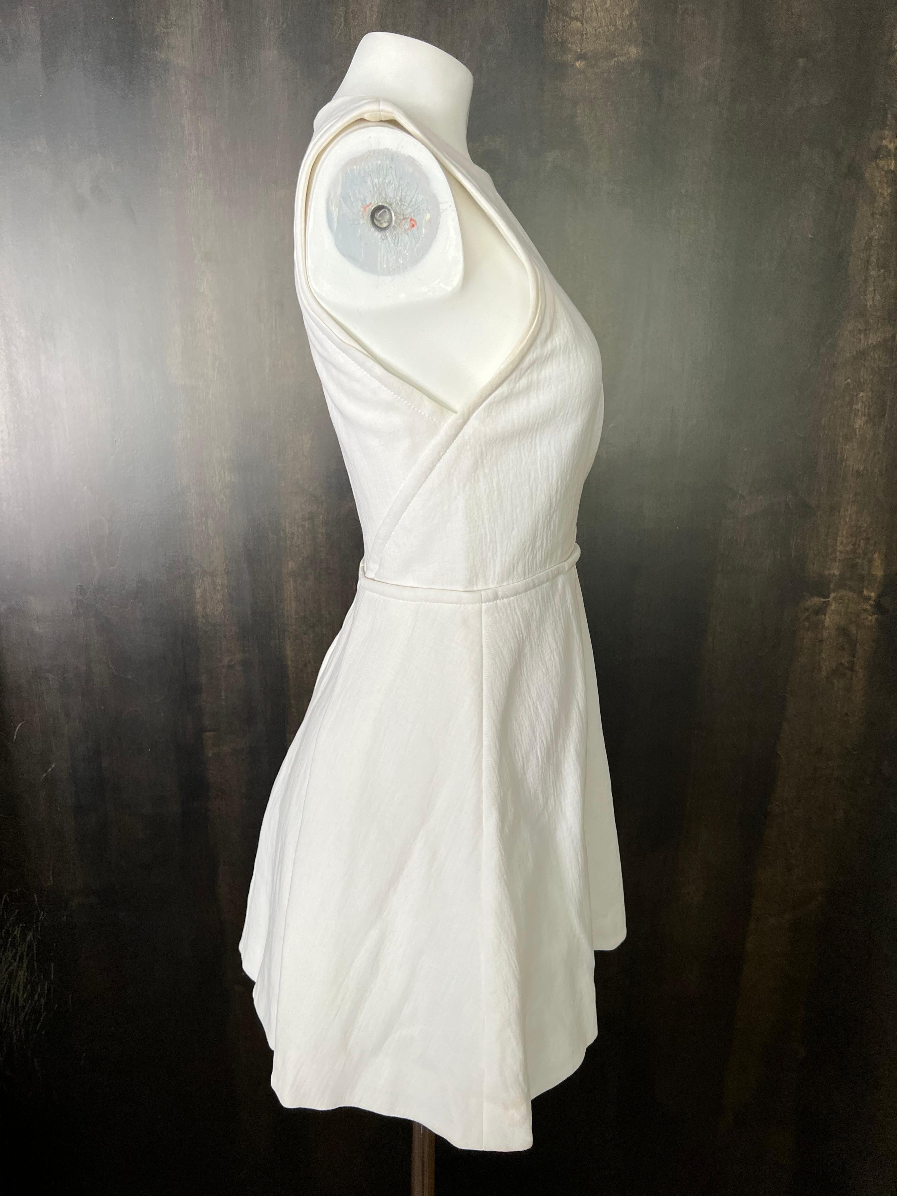 Proenza Schouler White Cotton Mini Dress, Size 4 In Excellent Condition For Sale In Beverly Hills, CA