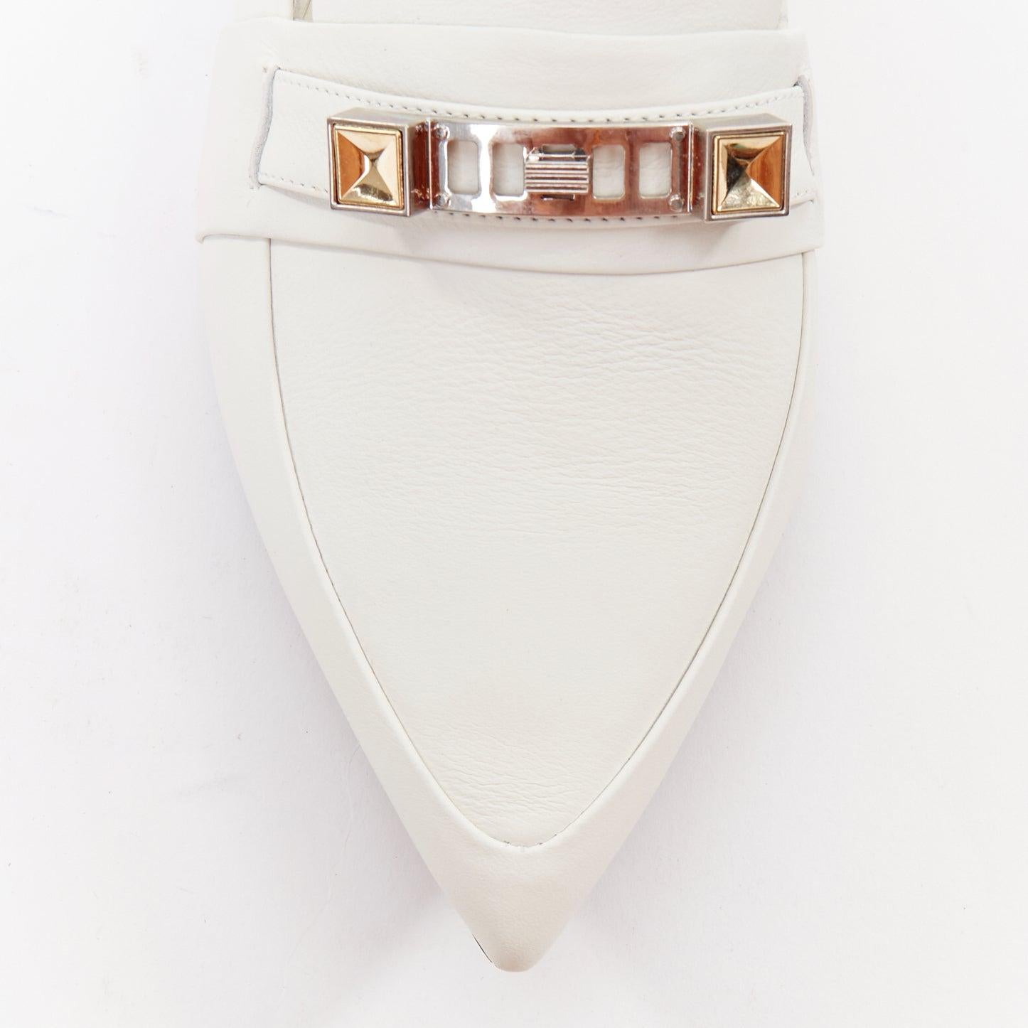PROENZA SCHOULER chaussures plates en cuir lisse blanc, ornées de la signature argentée, EU39 en vente 1