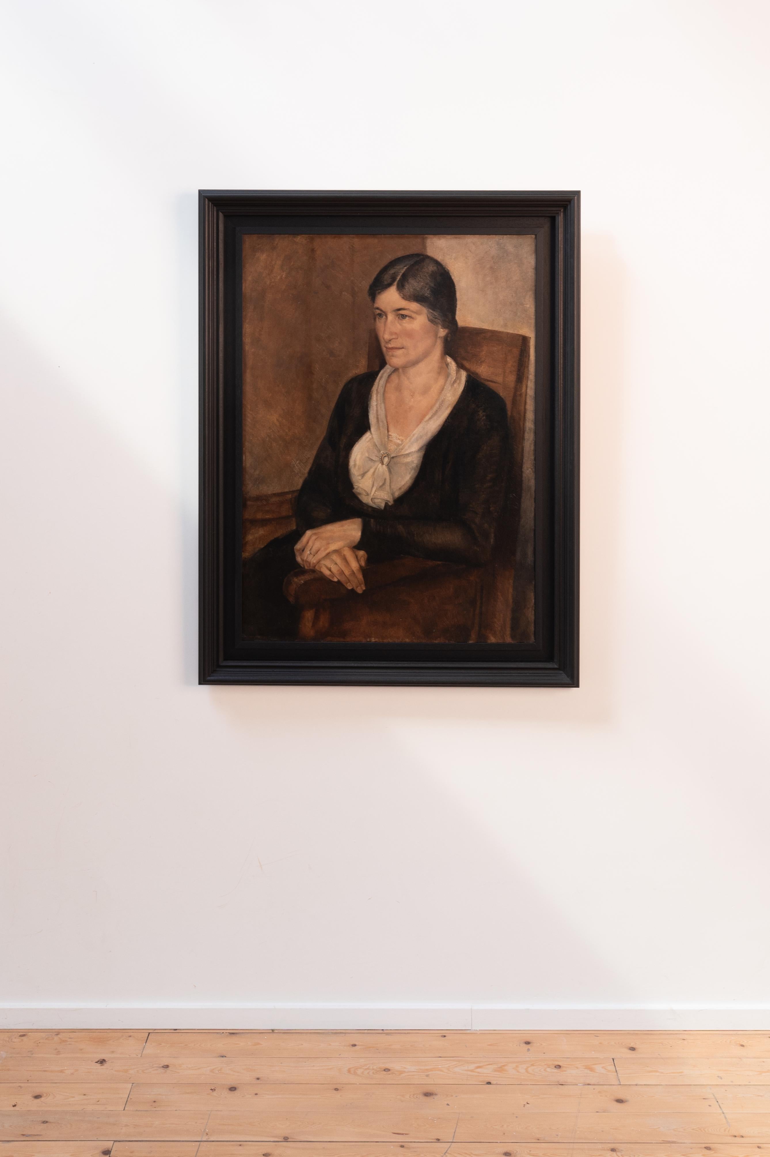 Mid-century oil on canvas portrait painting of a seated woman, by Sierk Schroder - Painting by Prof. Sierk Schroder