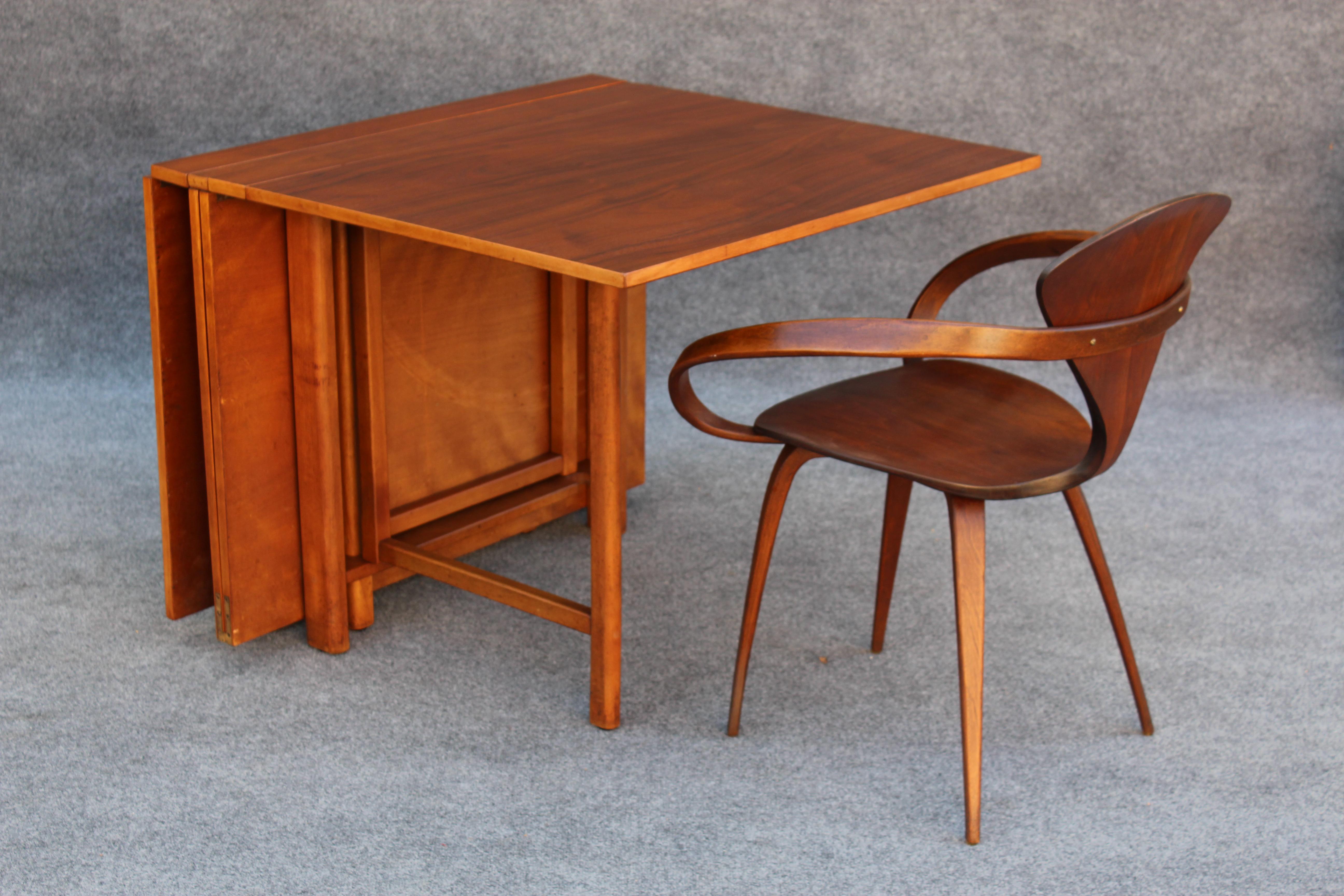 Professionally Restored Bruno Mathsson 'Maria' Folding Table in Walnut, 1950s 1