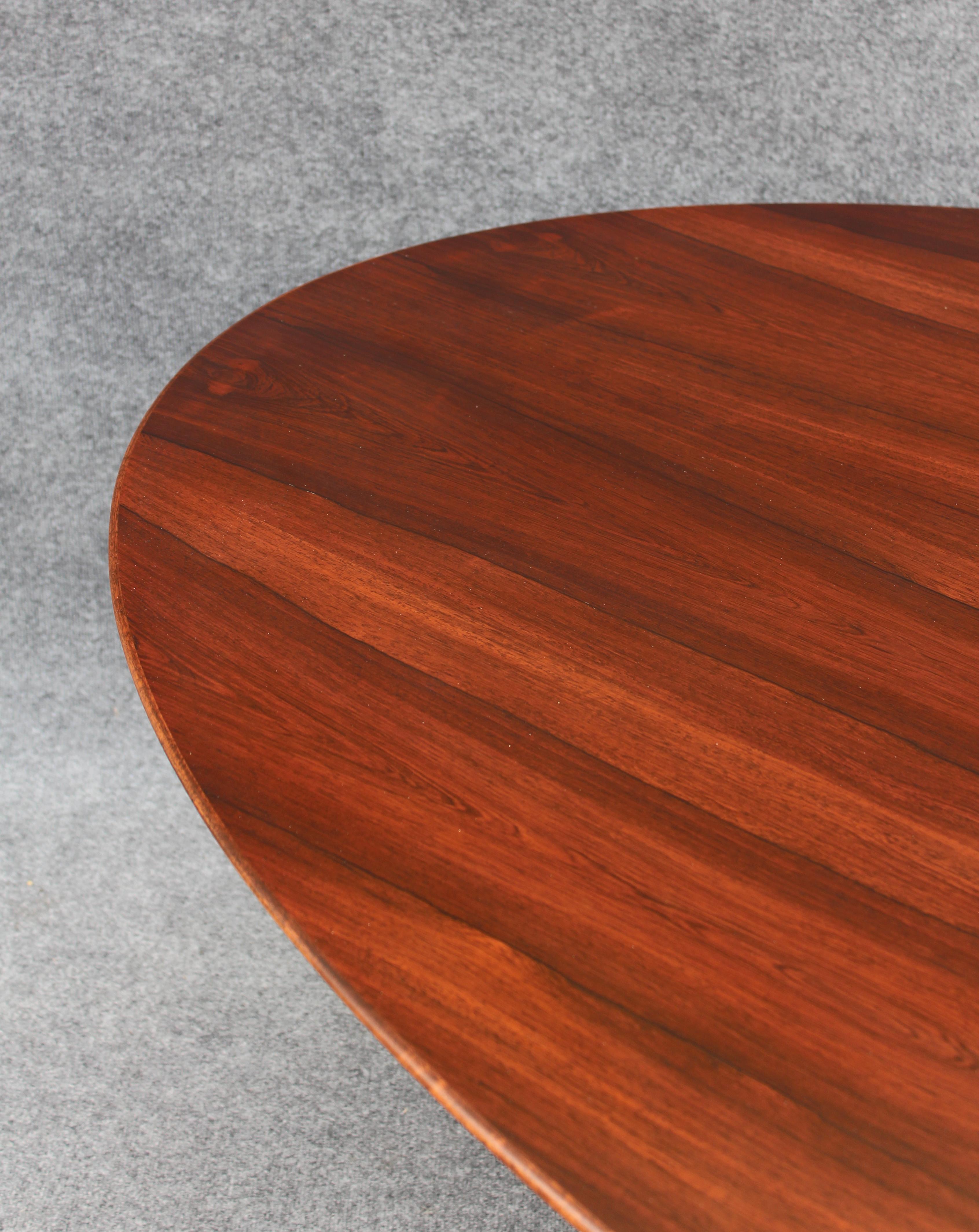 Aluminum Professionally Restored Eero Saarinen for Knoll Rare Rosewood Tulip Dining Table