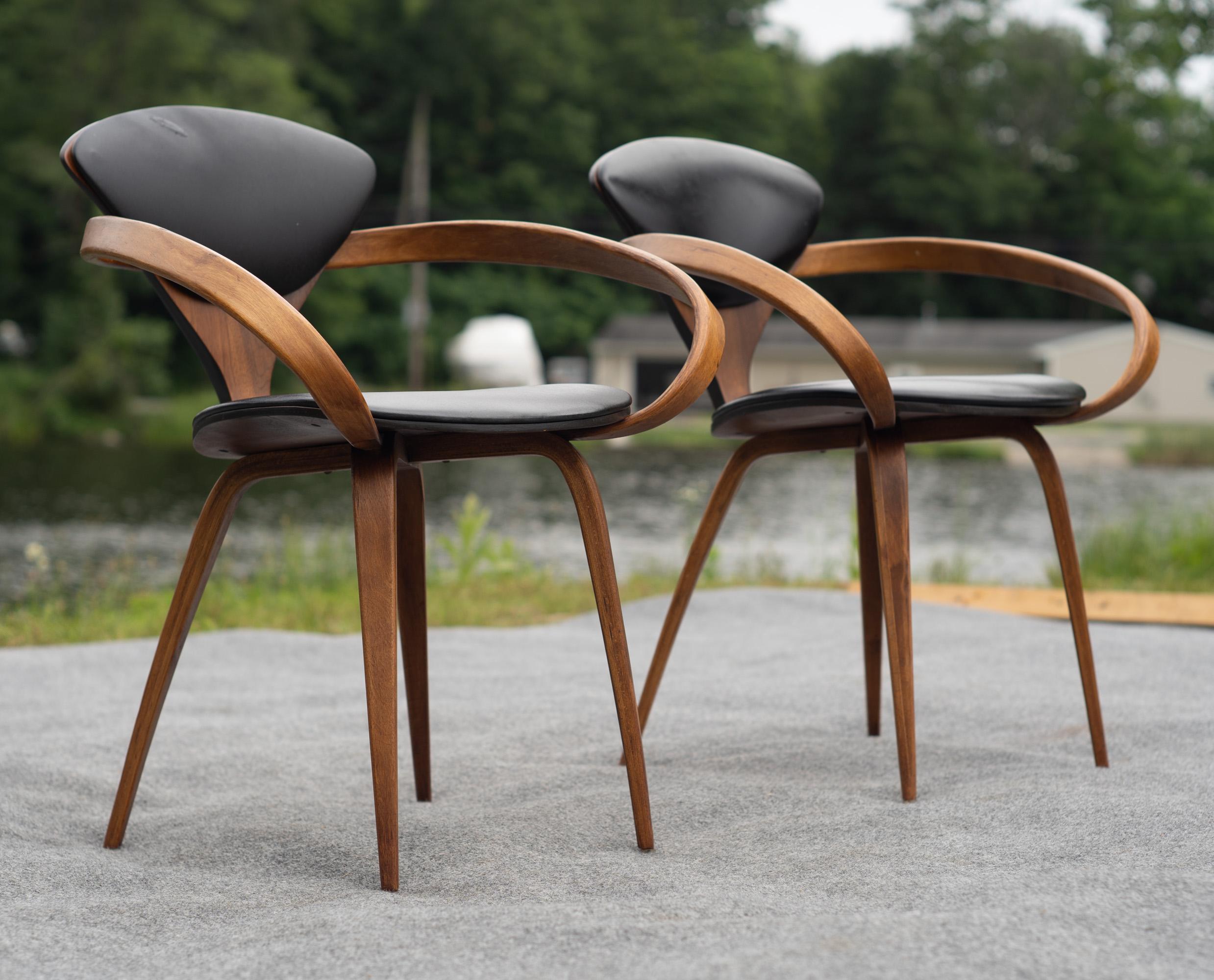 Molded Professionally Restored Norman Cherner Plycraft Pretzel Walnut & Black Armchairs For Sale