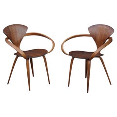 Poltrone in noce Pretzel d'epoca Norman Cherner Plycraft restaurate professionalmente