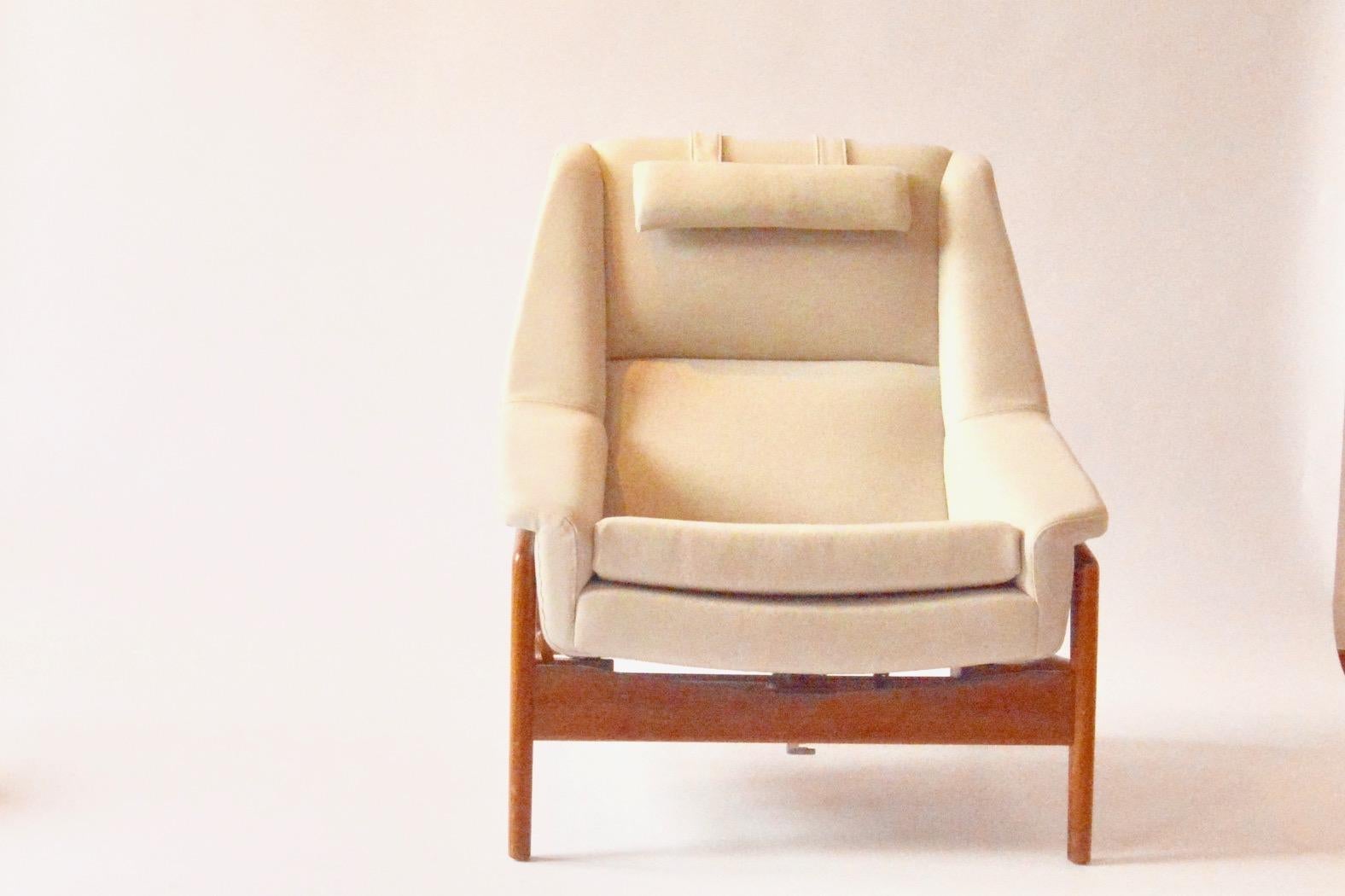Mid-Century Modern Profil Easy Chair with Ottoman by Folke Ohlsson for DUX, 1960s For Sale