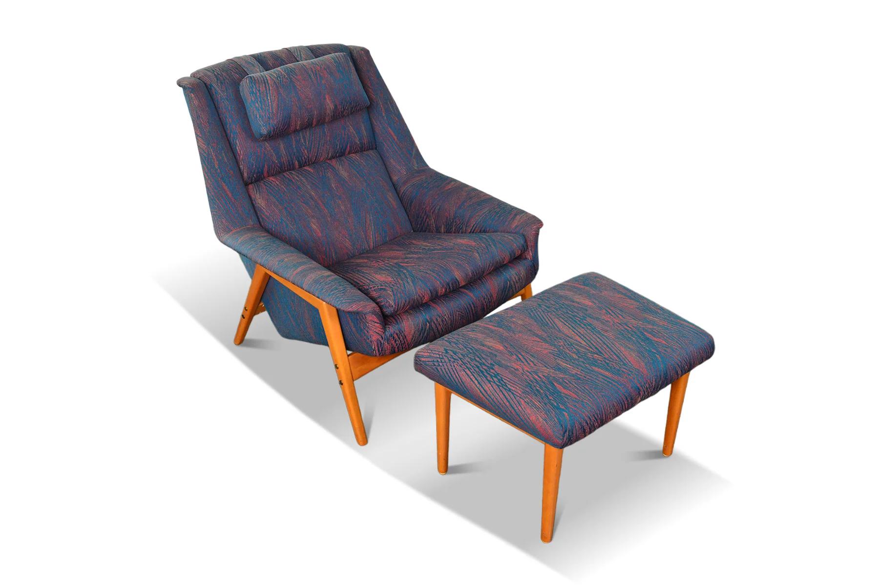 Origin: Sweden
Designer: Folke Olhsson
Manufacturer: DUX
Era: 1960s
Materials: Rosewood
Measurements: Chair: 33″ wide x 32″ deep x 34