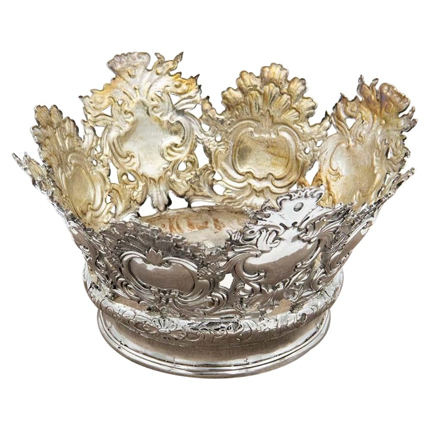 Profusely relief silver crown