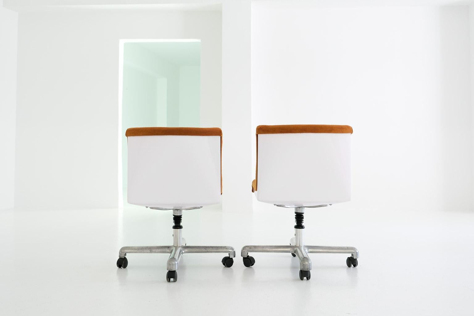 20th Century Progress Swivel Office Chairs by Hans von Klier & Ettore Sottsass for Poltronova For Sale