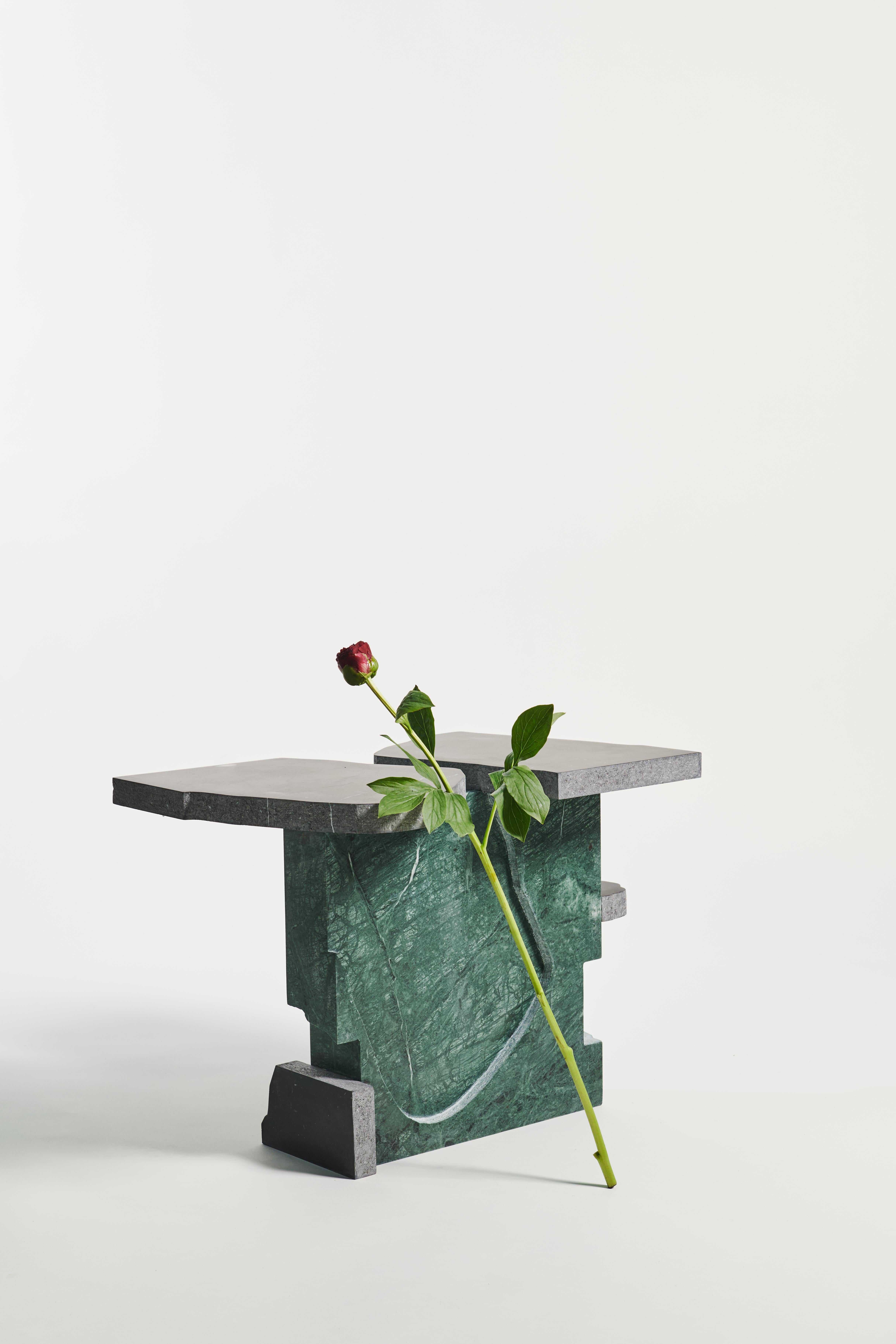 PROJECT MATERIA: Fossil Side Table by Onno Adriaanse im Zustand „Neu“ im Angebot in København K, DK