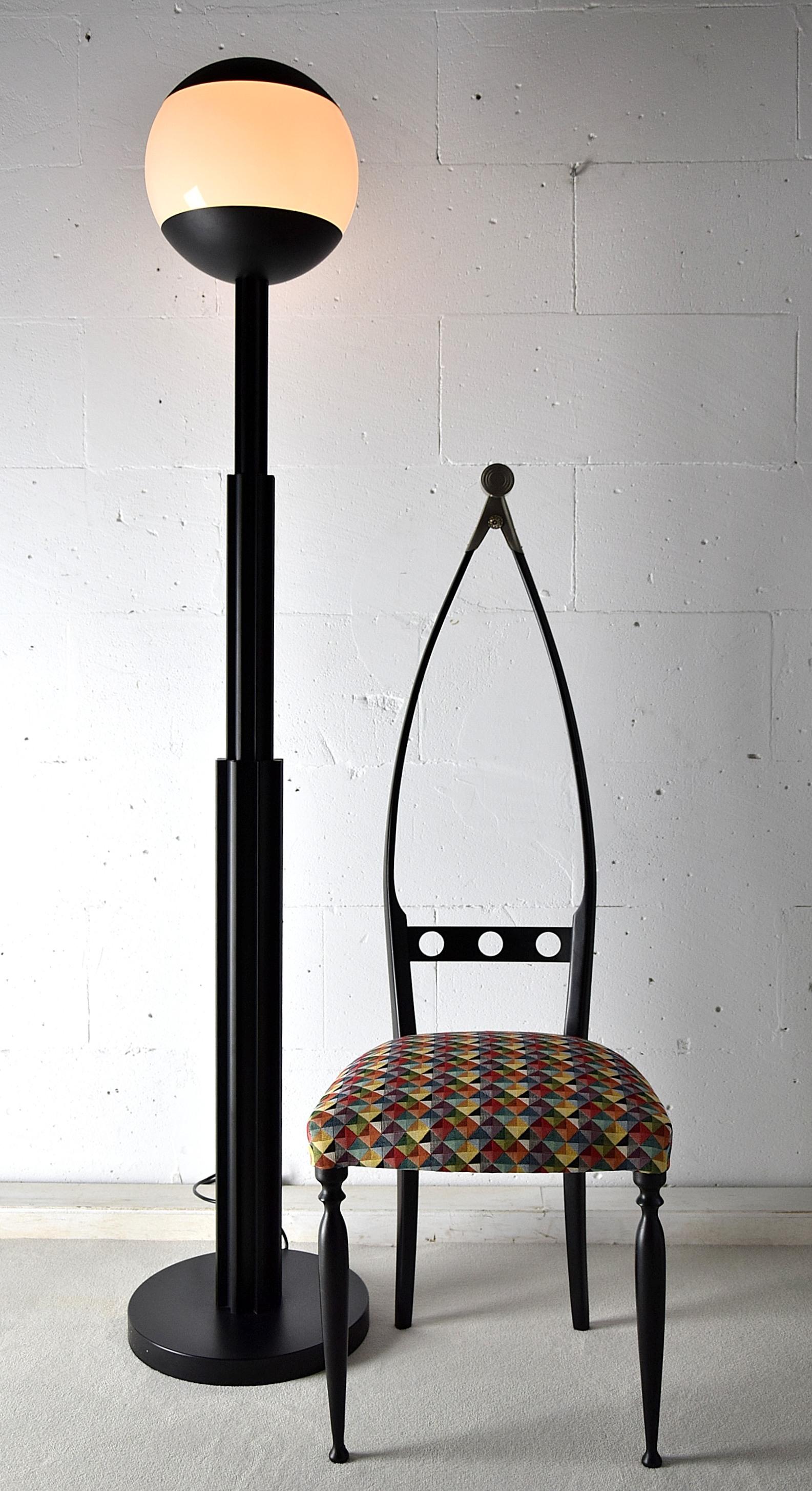 Prometeo Black Postmodern Lampadaire par Aldo Rossi pour Alessi 3